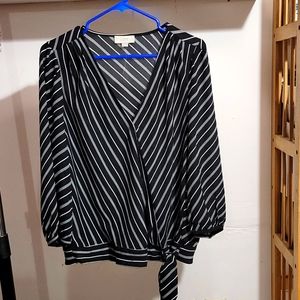 Cute Women's top for work or play!